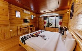 Muong Hoa River View Homestay